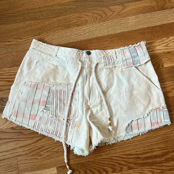 Free People Patchwork Distressed Cotton/Linen Drawstring Shorts Size 14 NWT - Picture 12 of 17